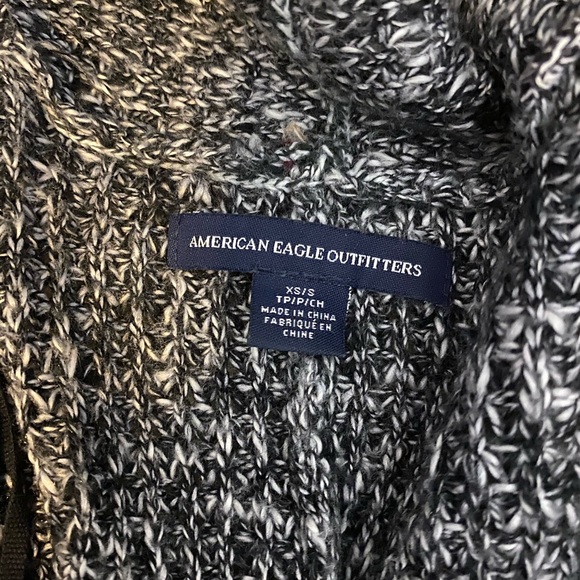 American Eagle cardigan - Picture 3 of 3